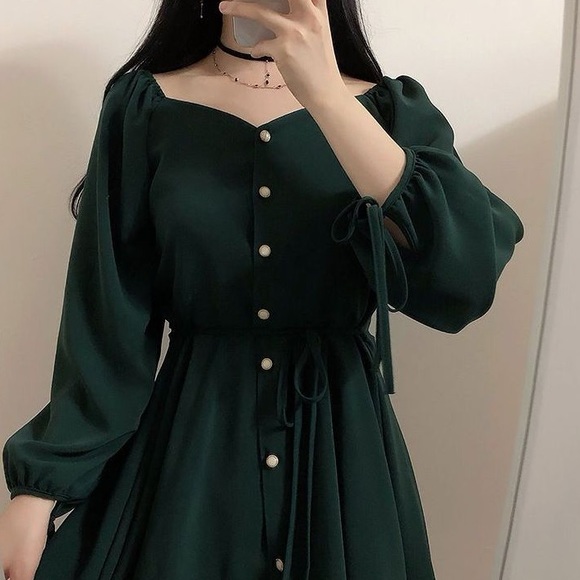 EFO - Long Sleeve Sweetheart Neckline Mini A-Line Dress in Dark Green - Picture 5 of 10
